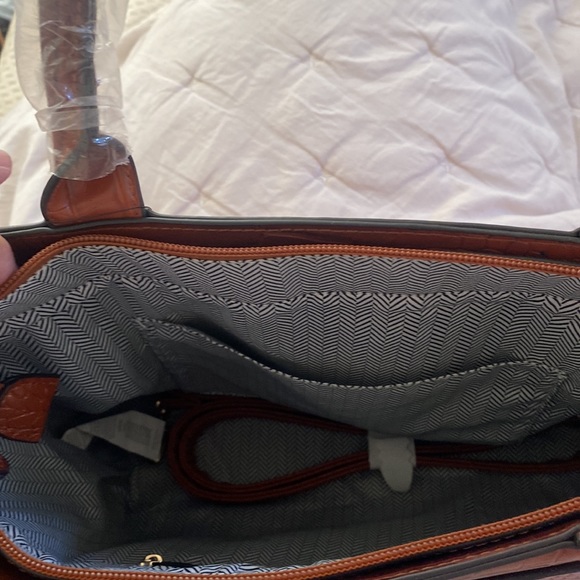 JustFab handbag, faux leather, NWT, large - Picture 6 of 7